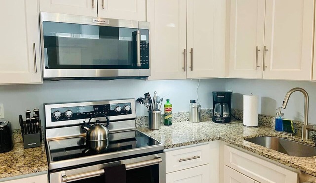 Renovated Exchange St. Loft w/Free Parking