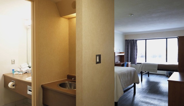 Residence & Conference Centre - Sarnia