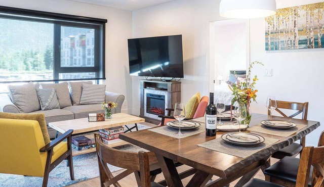 Revytalize - Cozy 3 Bedroom Condo