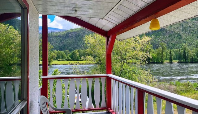 Rivermount Motel Campground and RV Park
