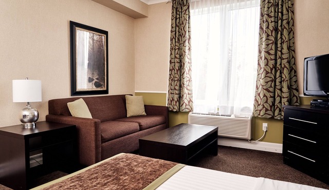 RiverRock Inn & Conference Centre