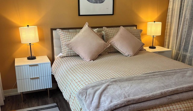 Riverside Pretty House Retreat Exceptional Style and the Perfect Location
