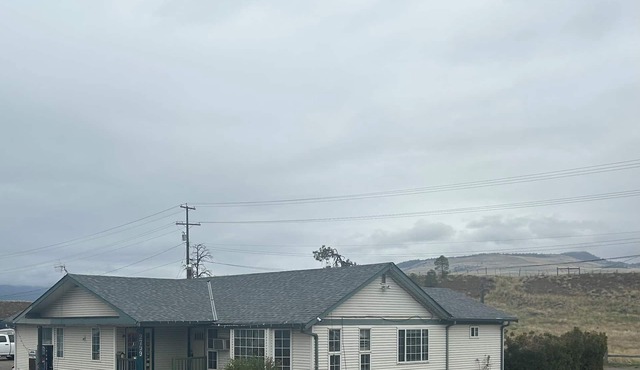 Road Runner Motel