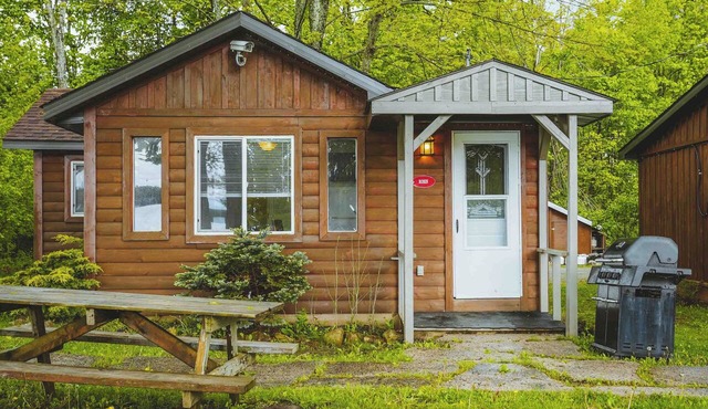 Robin Cottage - 2 Bedroom