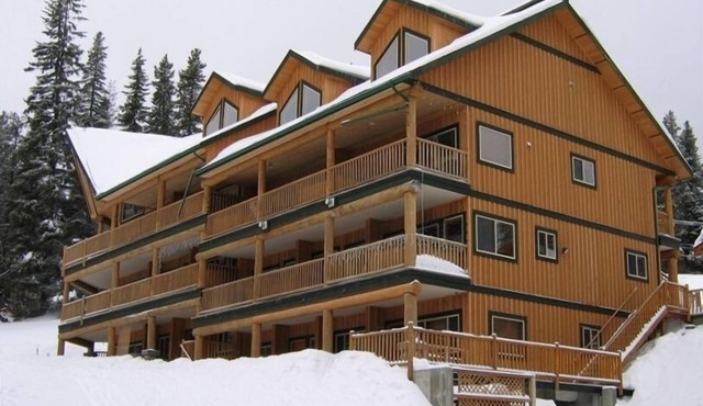 Roomy Apex Mountain Ski in/Ski Out Vacation Rental