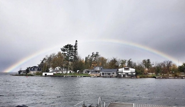 Rosedale Cottage retreat @ Balsam Lakefront