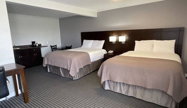 Royal Napanee Inn
