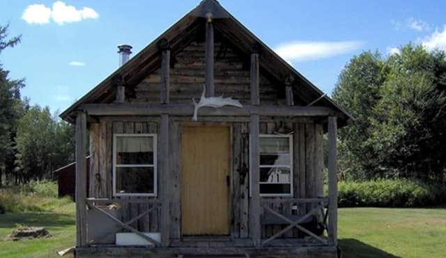 Rustic Cabin Rental with Excellent Hiking Trail Access near Augusta, Maine in Pleasant Ridge Plantation