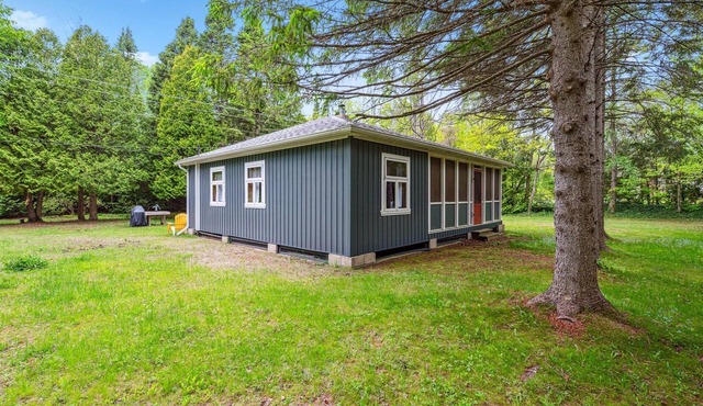 Rustic Fishing Cabin near Sauble