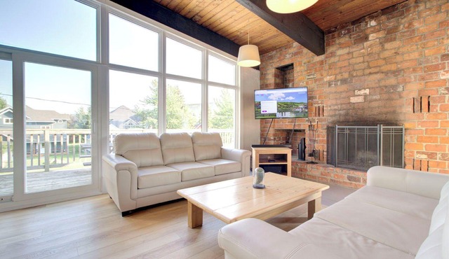 Rustic Ridge Refuge - Sauna & Fire Pit + Mountain View