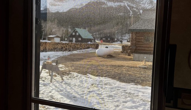 RV Escape in the Rocky Mountains