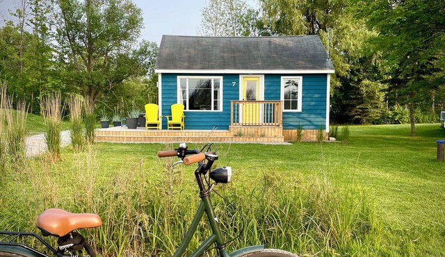 Saltbox by the Bay | Sunset Views, Bikes & Vetta Nordic Spa