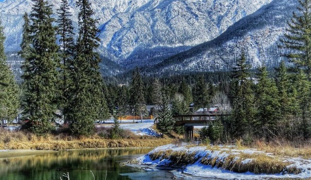 Scenic Rocky Mountain Location for Christmas Week