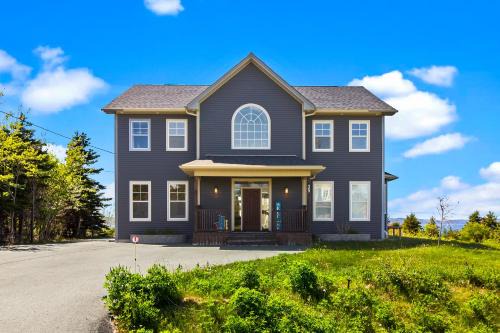 Scenic Seal Cove Nature Retreat Hot TubATV Trail