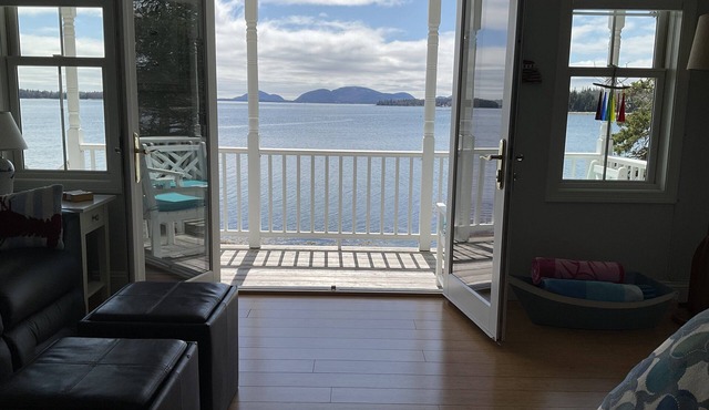 Sea Spray - Modern Oceanfront Cottage with Views of Cadillac Mountain & Acadia