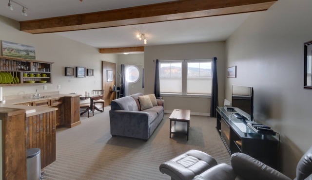 Seaside Suites