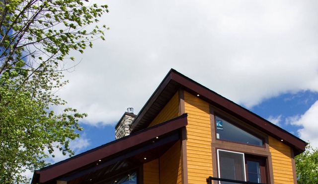 Secluded Escape in the Heart of Kawartha Lakes