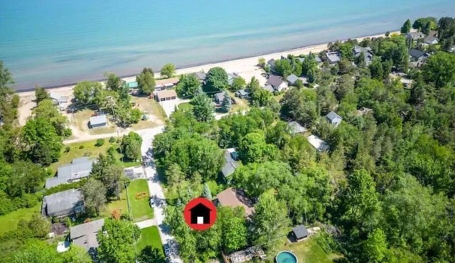 * See the Beach from the Porch Walk to Shore!