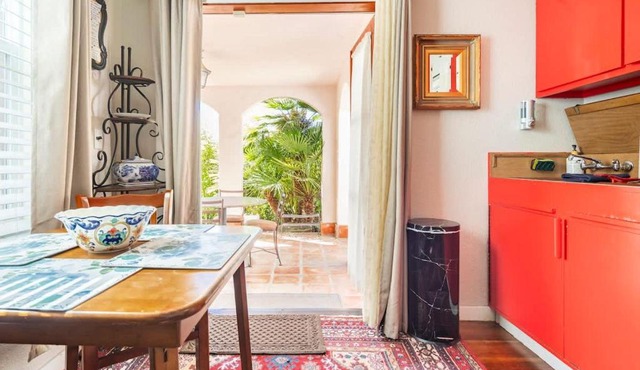 Serene Private Suite Patio Upscale Berkeley in Berkeley