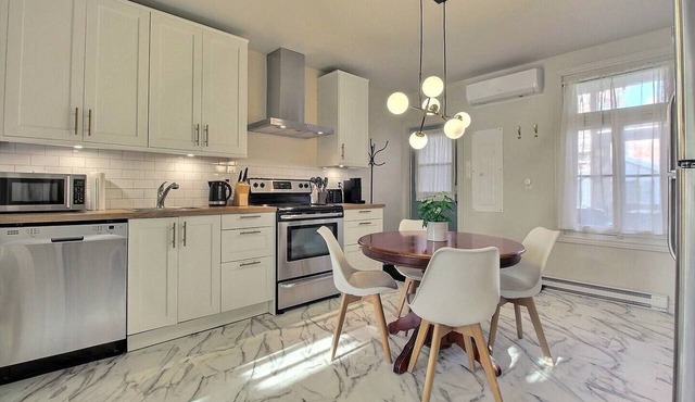 Sillons de Maguire chic renovated apartment with parking
