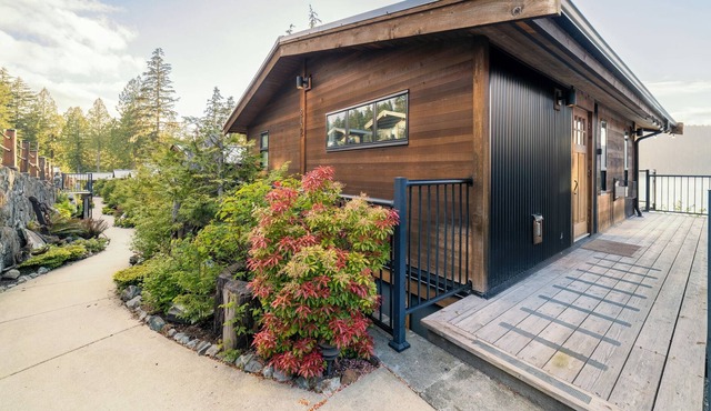 Sitka House | Port Renfrew