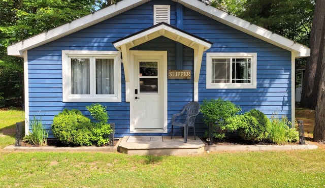 Slipper Inn Cabin at Pine Ridge Park