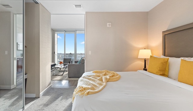 SOHO Residences Lisgar