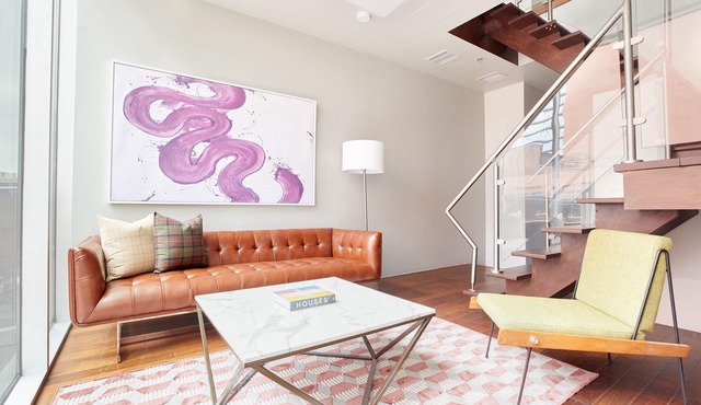 Sonder The Slate | Superior Lofted King Suite+ w/Balcony