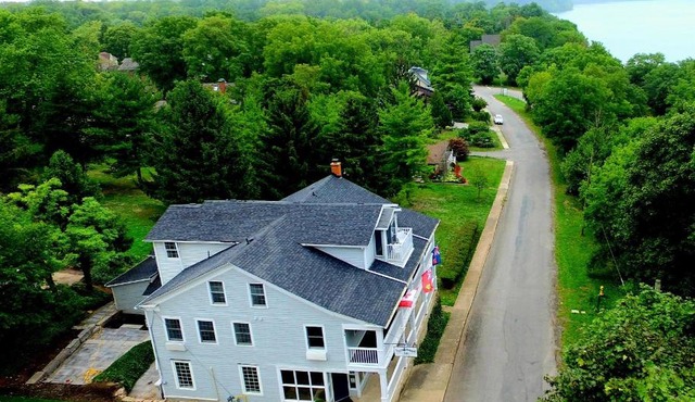 South Landing Inn