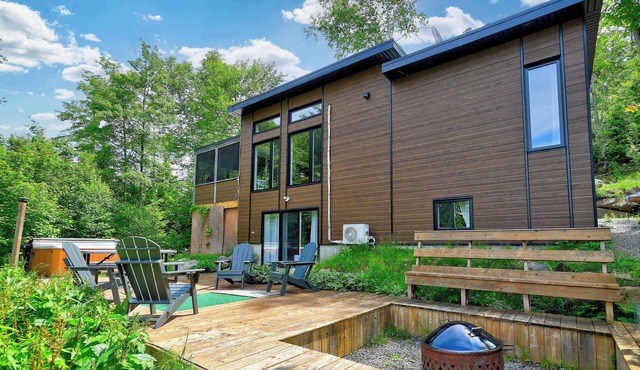 Spa & Lake Access - Cariboo