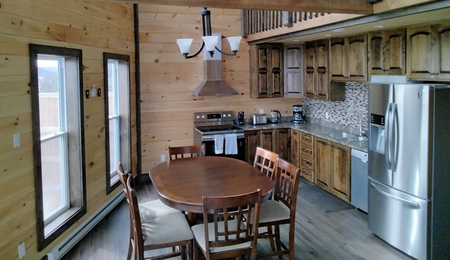 Spacious 4-bedroom, 2-washroom chalet in the heart of Gros Morne