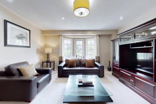 Spacious 4-Story Townhome in North York