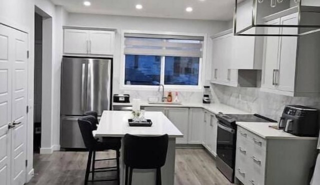 Spacious and cozy home, self check in