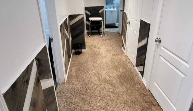 Spacious and Modern Home, 10 mins to Restaurants, Shops and Parks.