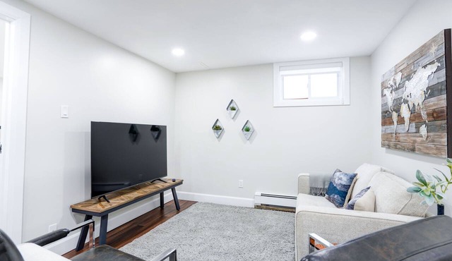 Spacious and Well Located Apartment near Central London