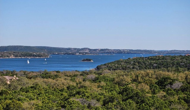 Spacious Hollows Villa Directly Over Looking Lake Travis! in Jonestown