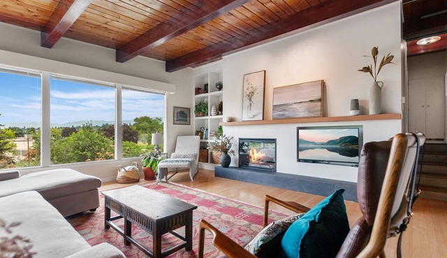 Spacious Modern Home Perfect for Families and Travelling Health Professionals
