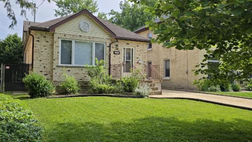 Spacious, Peaceful & Perfectly Located - 4BR,3BA