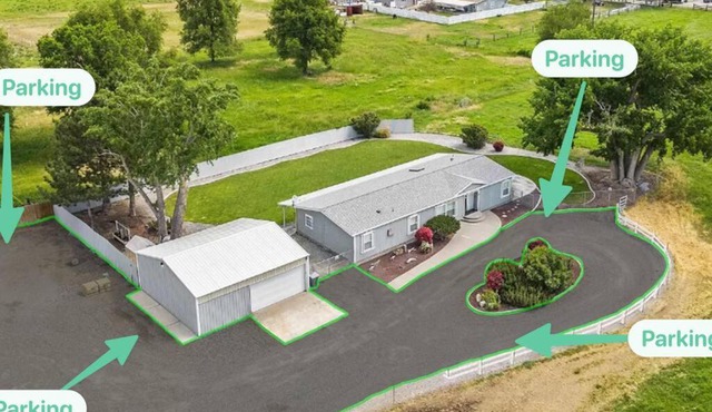 Spacious Ranch Home with Fenced Yard in Kennewick