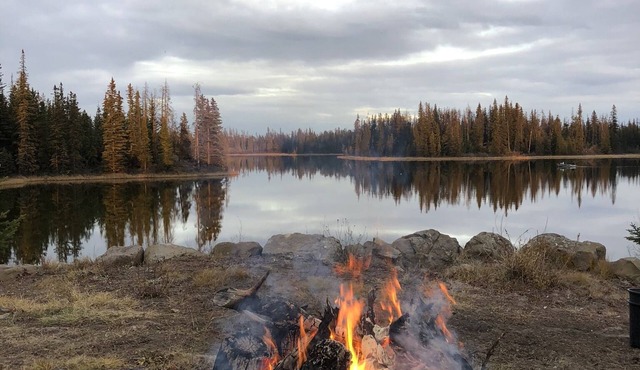 Spirit Winds private lakefront Chalet