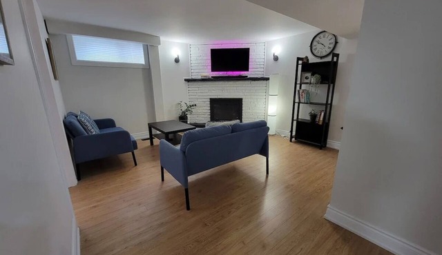 Stay for two| Private Bedroom, Kitchen and Bath