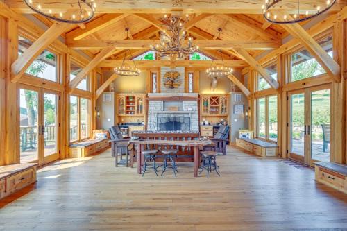 Stay & Sip: Group Ranch at Shamrock Hills Vineyard in Excelsior Springs