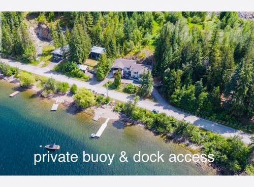 Steps to the lake! Buoy & Dock! Bring your boat and dogs!