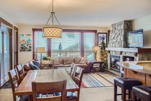 Stonegate Resort Unit A202