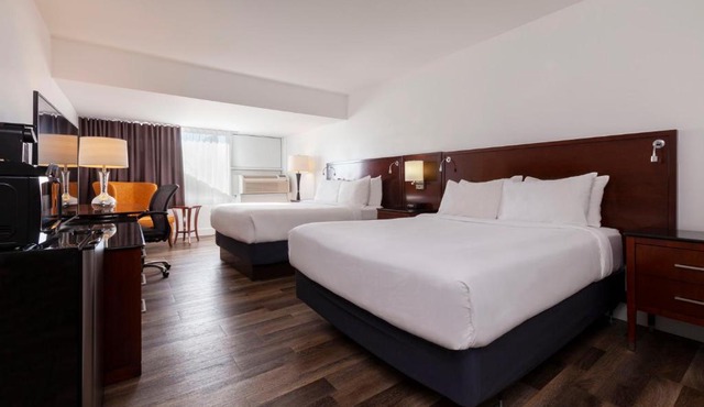 Strata Hotel