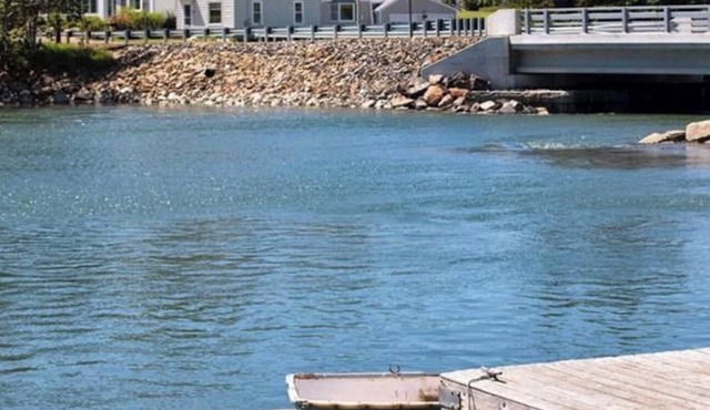 Stunning 3-bedroom Weskeag Village River House in South Thomaston in South Thomaston