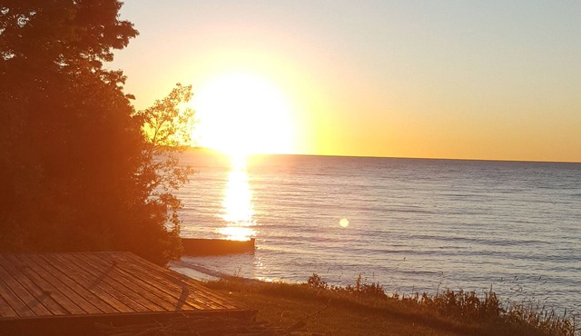Stunning Lake Erie Waterfront