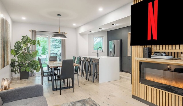 Stunning Modern New House 15 Min From Downtown