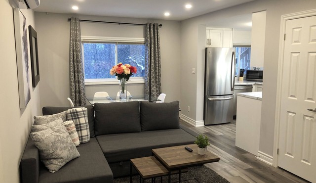 Stunning Niagara Warm,Cozy and Clean Suite Stay (2)