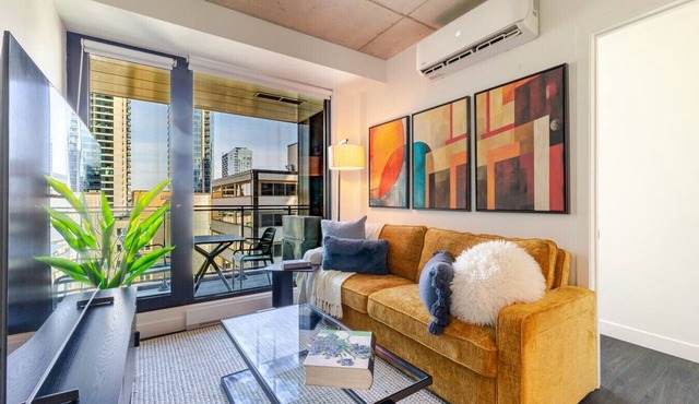 Stylish Downtown Retreat | Pool & Views